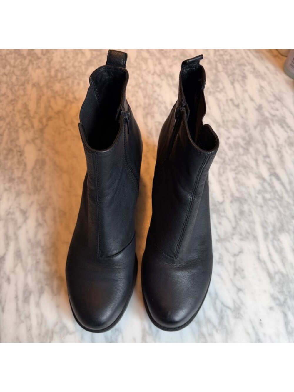 VAGABOND Heeled Chelsea Boot Black Nubuck Leather Size 41 - Picture 2 of 7